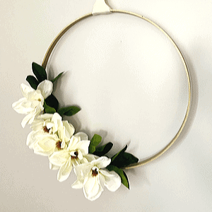 embroidery hoop wreath for white christmas